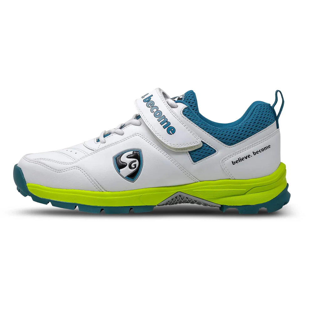 SG Cricket Shoes Century 6.0 