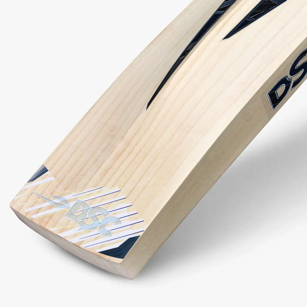 DSC-BLAK-SUPREME-ENGLISH-Willow-AUSTRALIA-RANGE-Cricket-Bat-CLOSS-TOE_6703ee7c-c2b0-4b17-848b-6ed9198294b4_5000x.webp