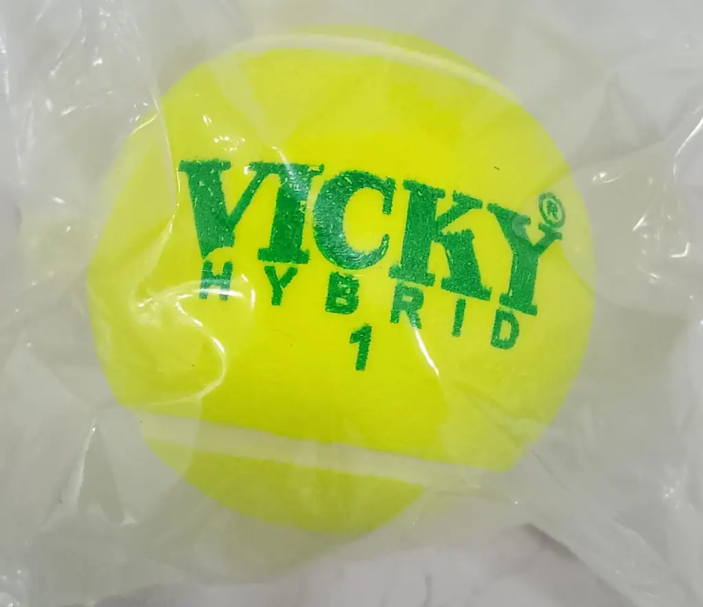 Vicky Hybrid Tennis Ball