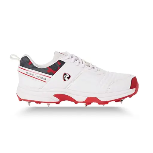 SG Cricket Shoes Savage Spike 1.0